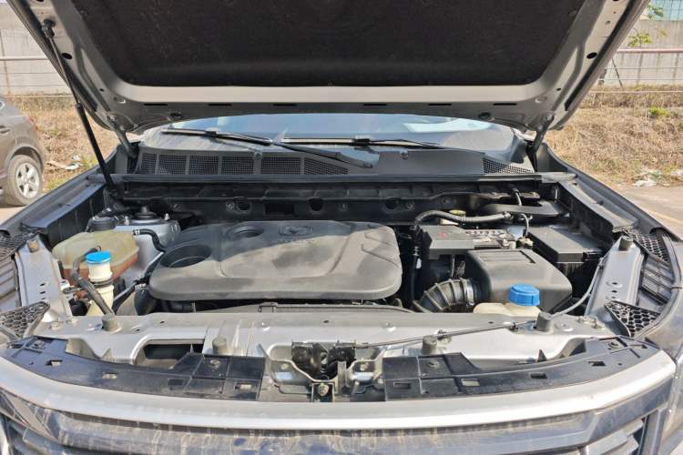 Used CHANGAN CS85 COUPE 2021 1.5T DCT Prestige Model Engine Bay