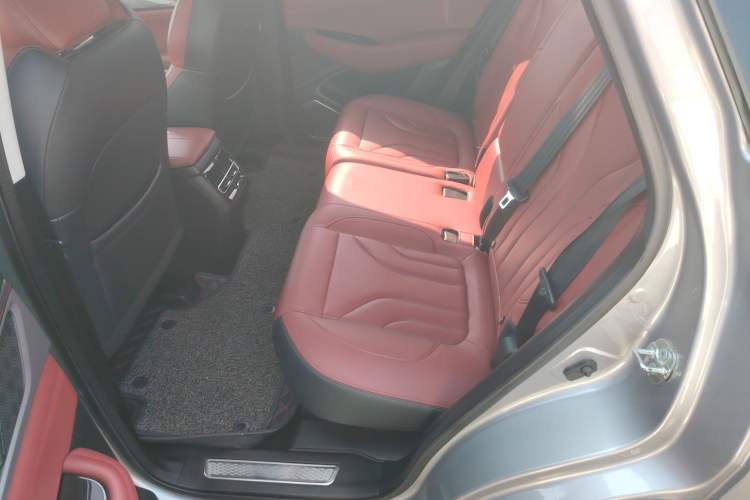 Used CHANGAN CS85 COUPE 2021 1.5T DCT Luxury Edition Interior 2