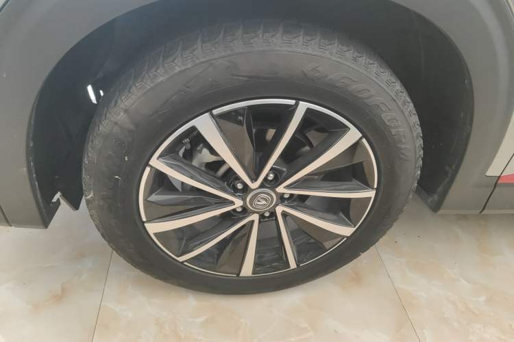 Used CHANGAN CS85 COUPE 2021 1.5T DCT Elite Edition Left Front Wheel Hub