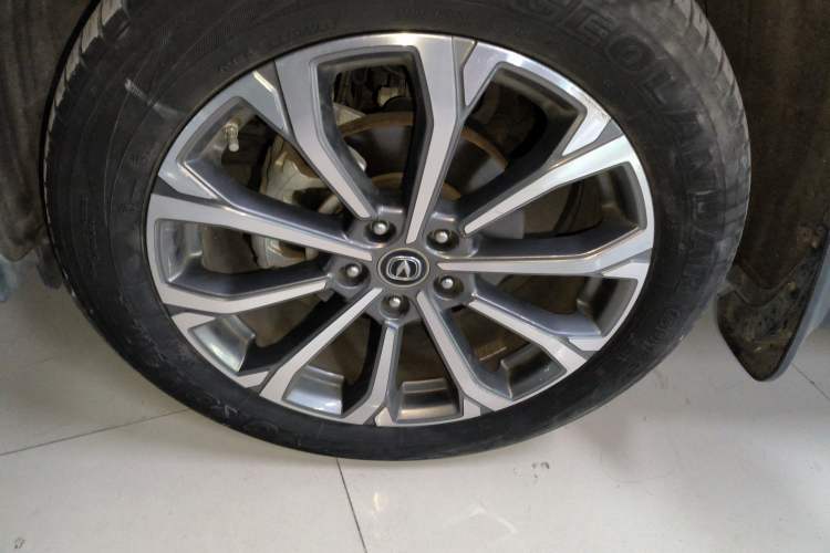 Used CHANGAN CS85 COUPE 2021 1.5T DCT Luxury Edition Left Front Wheel Hub