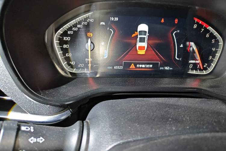 Used CHANGAN CS85 COUPE 2021 1.5T DCT Luxury Edition Odometer Close Up