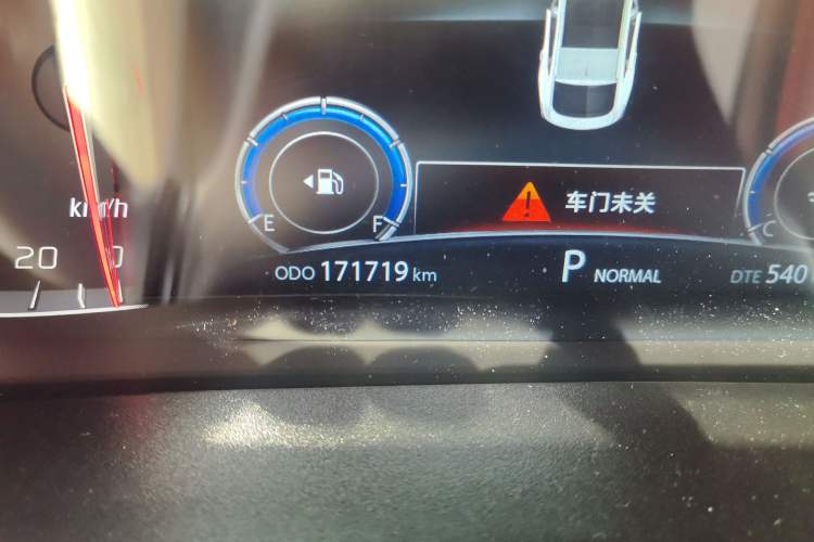 Used CHANGAN CS85 COUPE 2021 1.5T DCT Prestige Model Odometer Close Up
