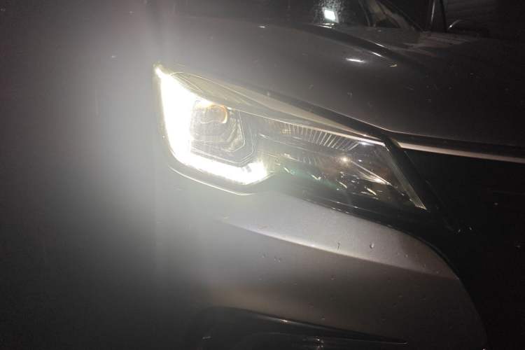 Used CHANGAN CS85 COUPE 2021 1.5T DCT Elite Edition Right Front Headlight