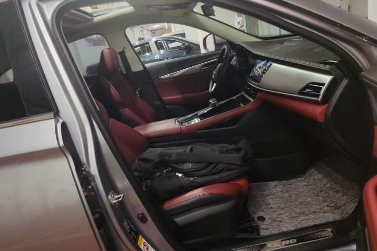 Used CHANGAN CS85 COUPE 2021 1.5T DCT Luxury Edition Right Front Seat