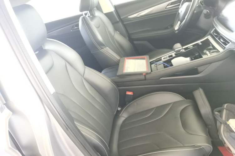 Used CHANGAN CS85 COUPE 2021 1.5T DCT Luxury Edition Right Front Seat
