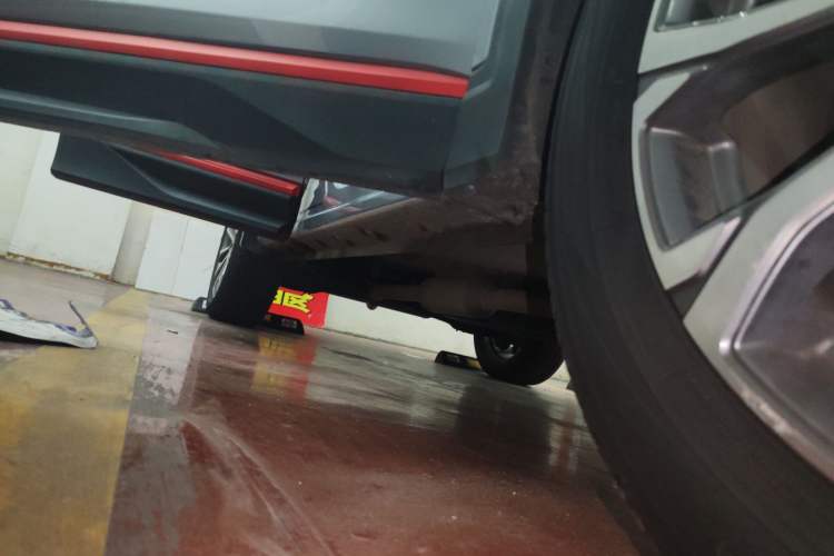 Used CHANGAN CS85 COUPE 2021 1.5T DCT Luxury Edition Right Side Sill