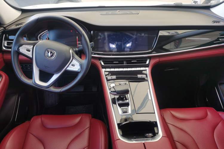 Used CHANGAN CS85 COUPE 2021 2.0T Automatic Prestige Edition Center Console