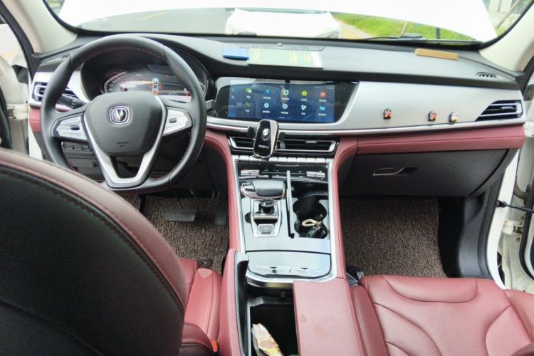 Used CHANGAN CS85 COUPE 2021 1.5T DCT Luxury Edition Center Console