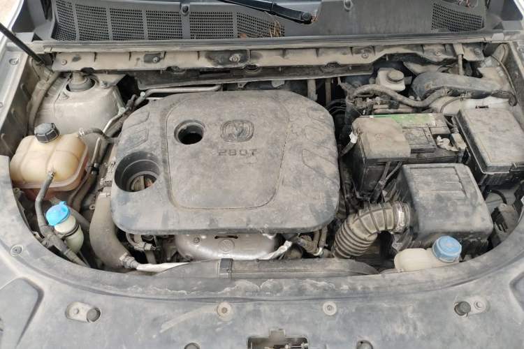 Used CHANGAN CS85 COUPE 2021 1.5T DCT Luxury Edition Engine Bay