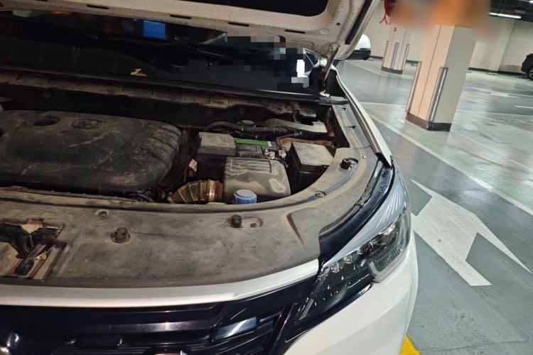 Used CHANGAN CS85 COUPE 2021 1.5T DCT Luxury Edition Engine Bay Left