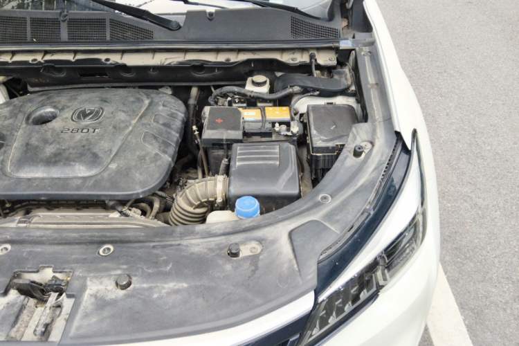 Used CHANGAN CS85 COUPE 2021 1.5T DCT Luxury Edition Engine Bay Left