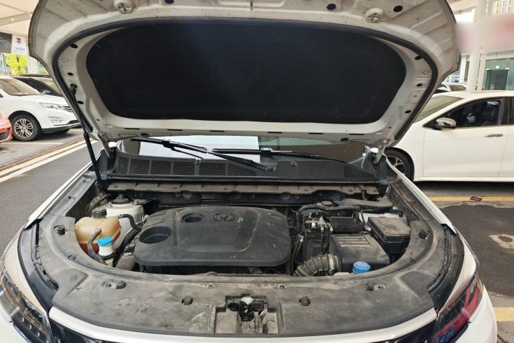 Used CHANGAN CS85 COUPE 2021 1.5T DCT Prestige Model Engine Bay