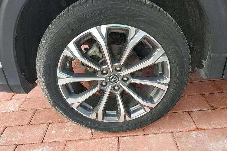 Used CHANGAN CS85 COUPE 2021 1.5T DCT Luxury Edition Exterior 8