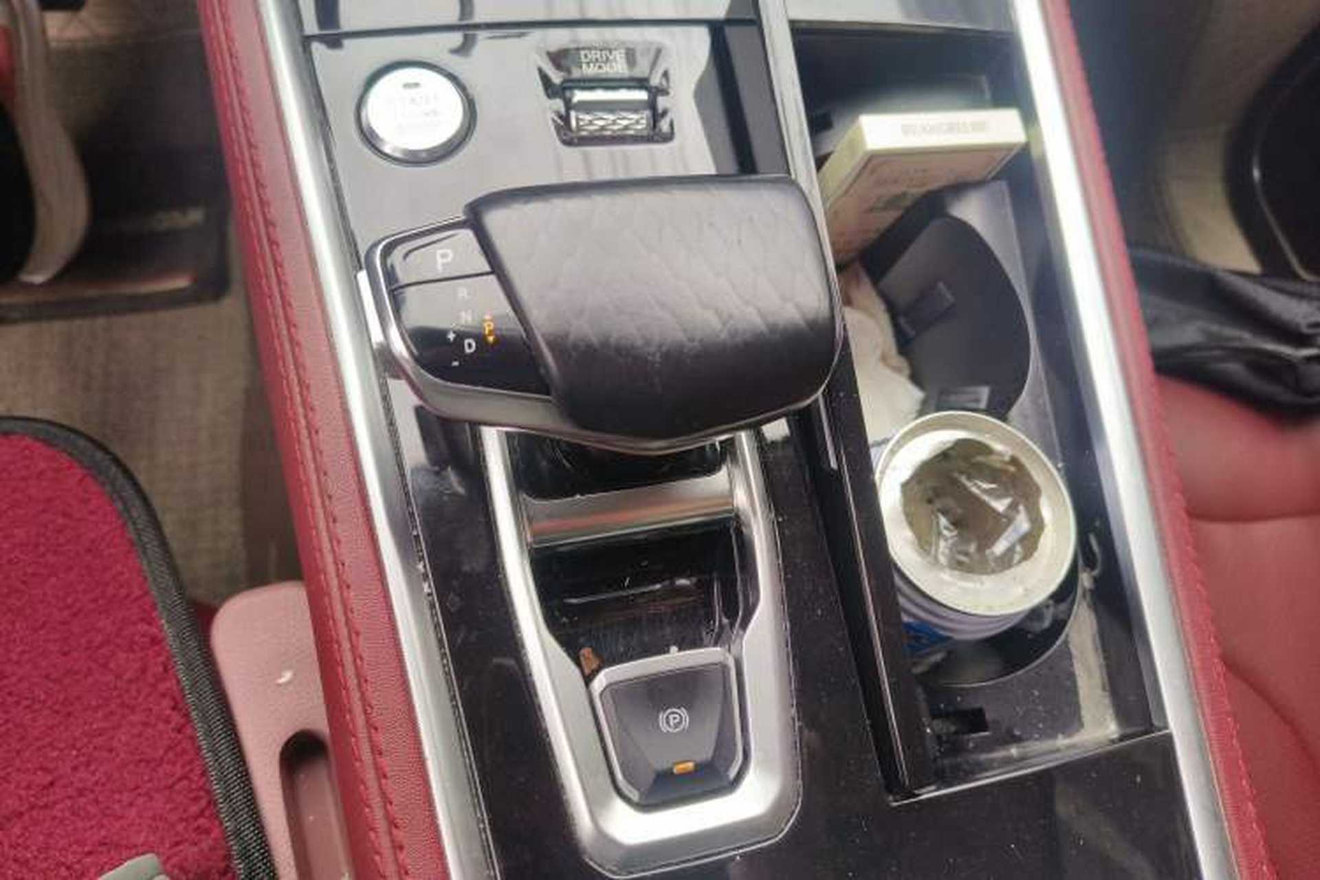 Used CHANGAN CS85 COUPE 2021 1.5T DCT Luxury Edition Gear Lever