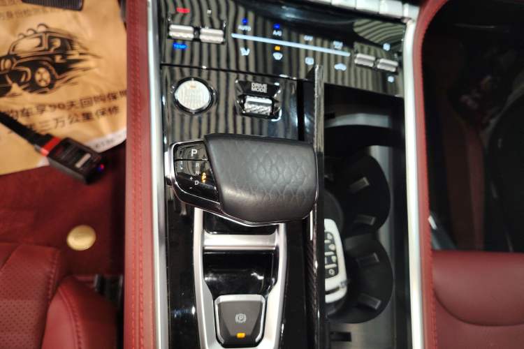 Used CHANGAN CS85 COUPE 2021 1.5T DCT Luxury Edition Gear Lever