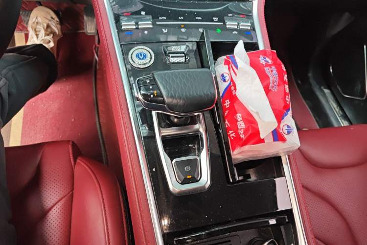 Used CHANGAN CS85 COUPE 2021 2.0T Automatic Prestige Edition Gear Lever