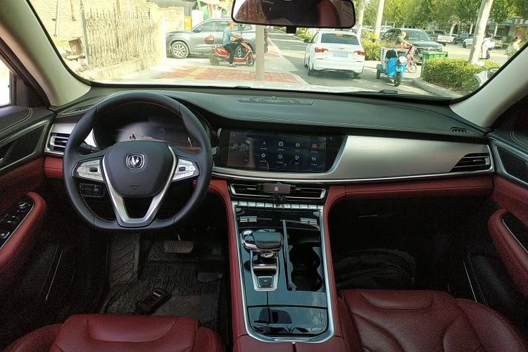 Used CHANGAN CS85 COUPE 2021 1.5T DCT Luxury Edition Interior 2