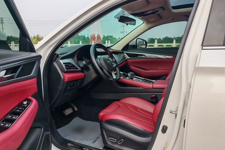 Used CHANGAN CS85 COUPE 2021 1.5T DCT Prestige Model Interior 4
