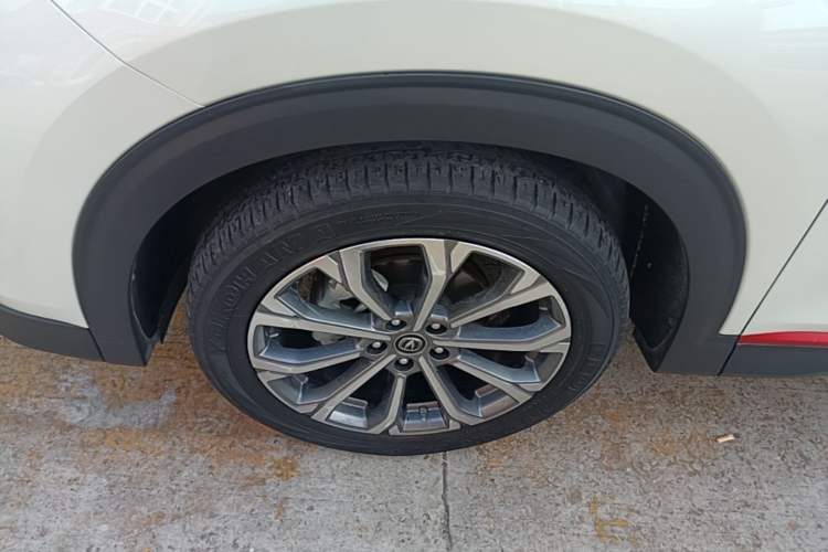 Used CHANGAN CS85 COUPE 2021 1.5T DCT Luxury Edition Left Front Wheel Hub