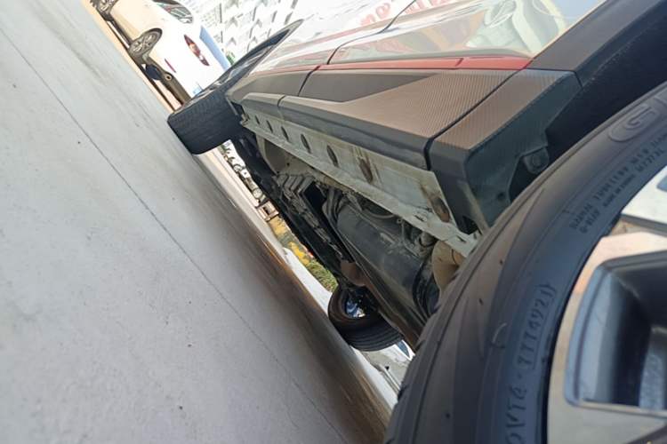 Used CHANGAN CS85 COUPE 2021 1.5T DCT Luxury Edition Left Side Sill
