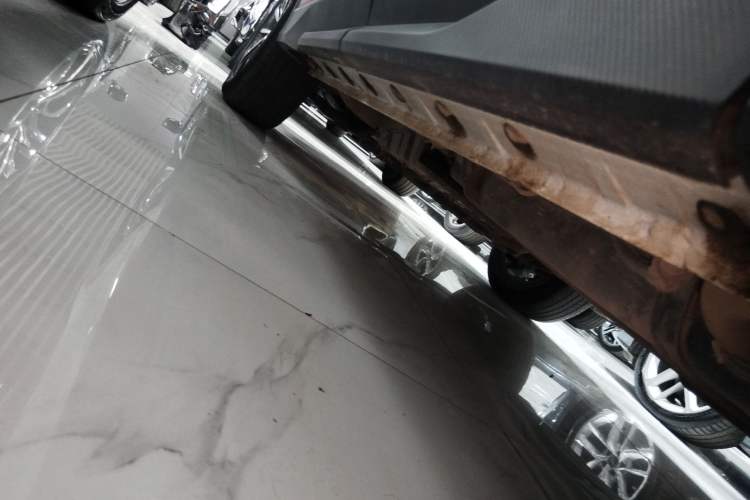 Used CHANGAN CS85 COUPE 2021 1.5T DCT Elite Edition Left Side Sill