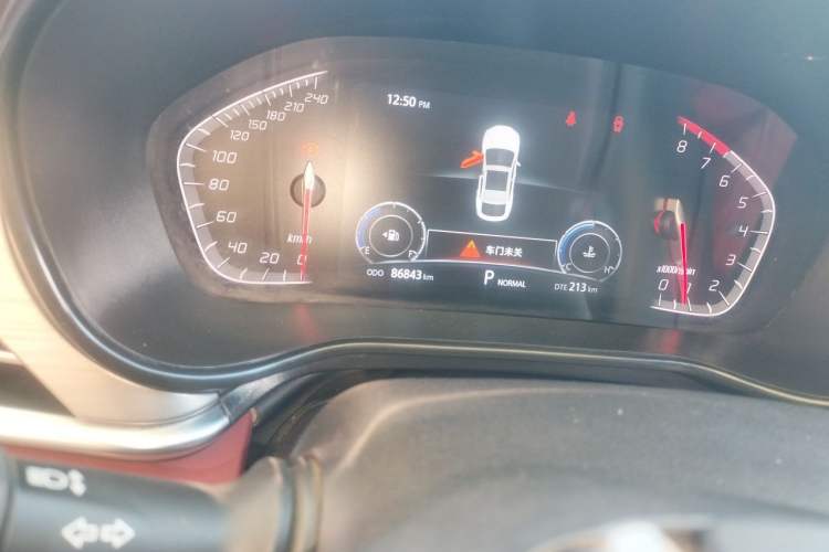 Used CHANGAN CS85 COUPE 2021 1.5T DCT Luxury Edition Odometer Close Up