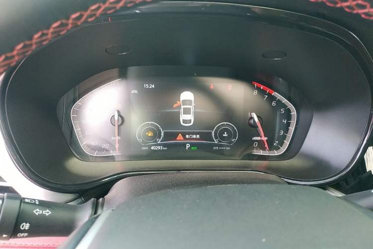 Used CHANGAN CS85 COUPE 2021 1.5T DCT Luxury Edition Odometer Close Up