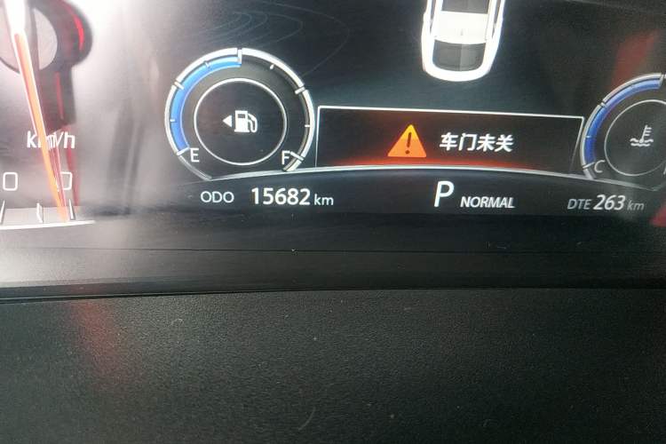 Used CHANGAN CS85 COUPE 2021 1.5T DCT Luxury Edition Odometer Close Up