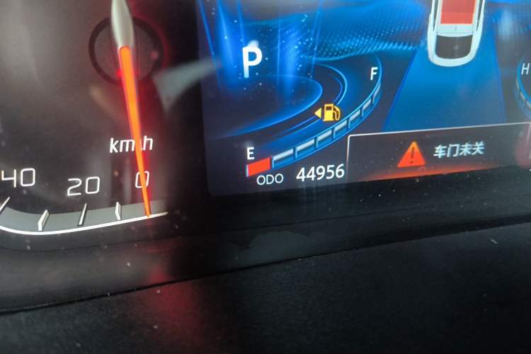 Used CHANGAN CS85 COUPE 2021 2.0T Automatic Luxury Version Odometer Close Up