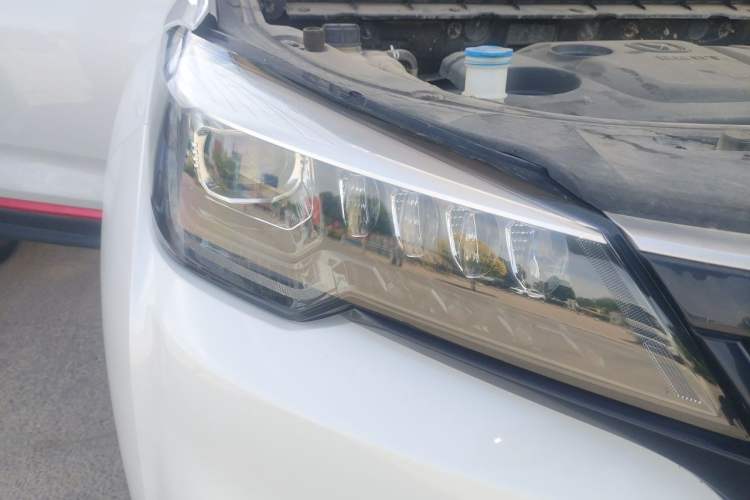 Used CHANGAN CS85 COUPE 2021 1.5T DCT Luxury Edition Right Front Headlight