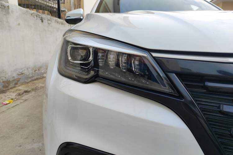 Used CHANGAN CS85 COUPE 2021 1.5T DCT Luxury Edition Right Front Headlight