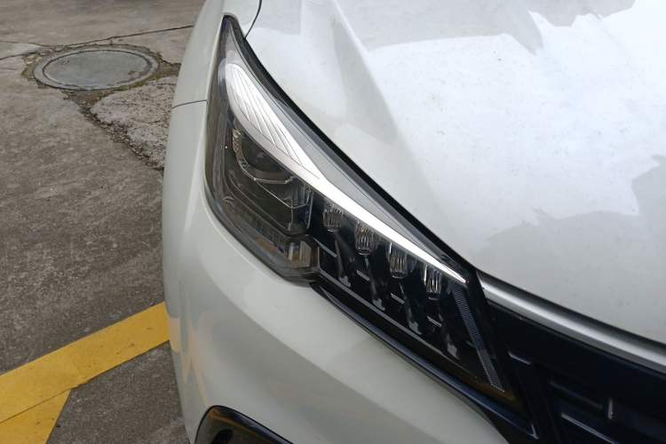 Used CHANGAN CS85 COUPE 2021 1.5T DCT Prestige Model Right Front Headlight