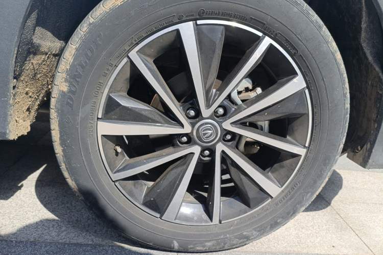 Used CHANGAN CS85 COUPE 2021 1.5T DCT Elite Edition Right Front Wheel Hub