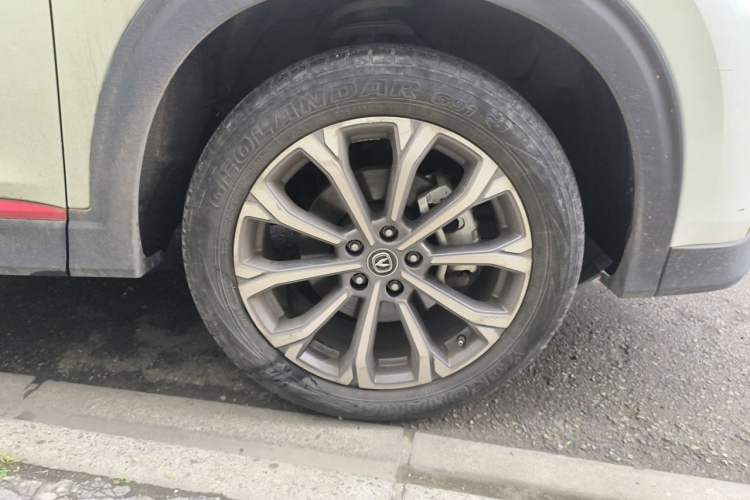 Used CHANGAN CS85 COUPE 2021 2.0T Automatic Luxury Version Right Front Wheel Hub