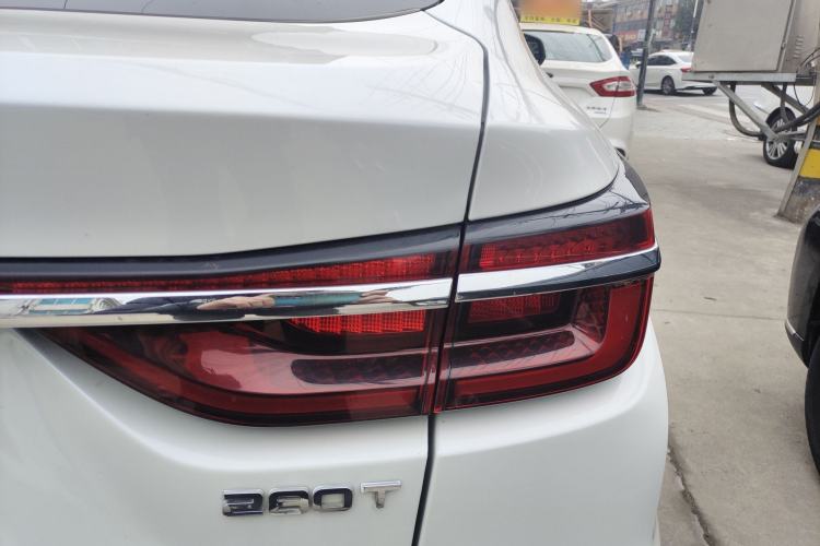Used CHANGAN CS85 COUPE 2021 1.5T DCT Elite Edition Right Rear Taillight