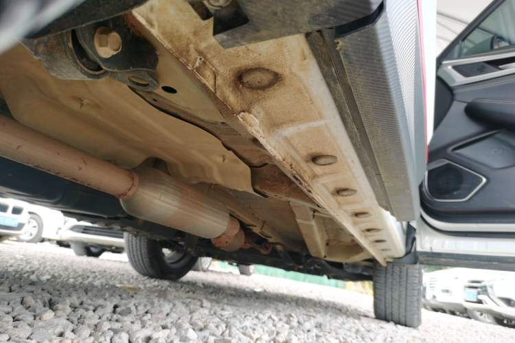 Used CHANGAN CS85 COUPE 2021 1.5T DCT Prestige Model Right Side Sill