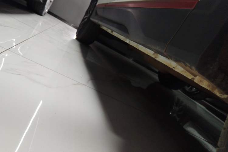 Used CHANGAN CS85 COUPE 2021 1.5T DCT Elite Edition Right Side Sill