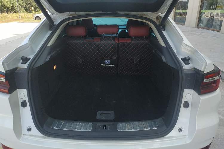 Used CHANGAN CS85 COUPE 2021 1.5T DCT Prestige Model Trunk