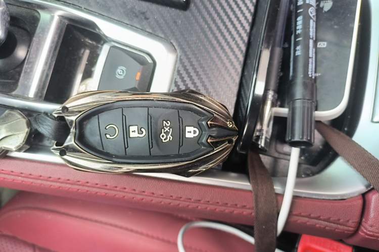 Used CHANGAN CS85 COUPE 2021 2.0T Automatic Luxury Version Vehicle Key