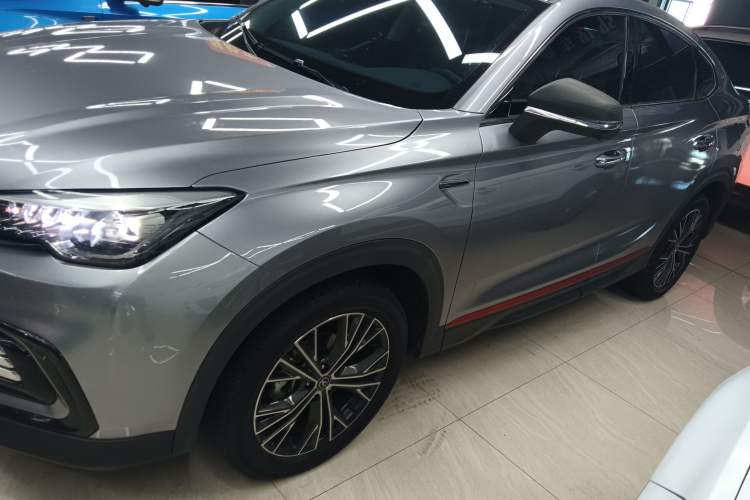 Used CHANGAN CS85 COUPE 2023 1.5T DCT Luxury Version Exterior 3