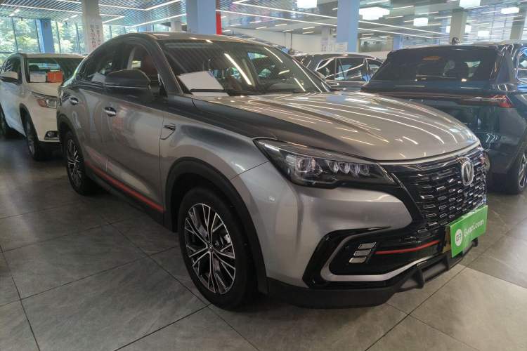 Used CHANGAN CS85 COUPE 2023 1.5T DCT Luxury Version Front Right 45 Deg