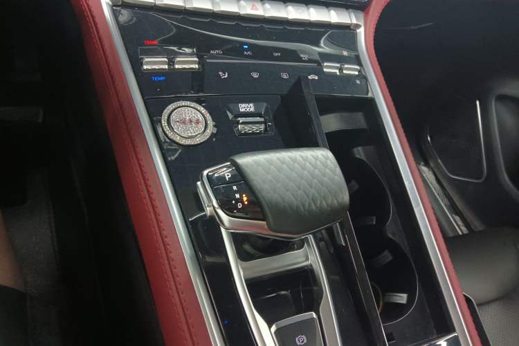 Used CHANGAN CS85 COUPE 2023 1.5T DCT Luxury Version Gear Lever