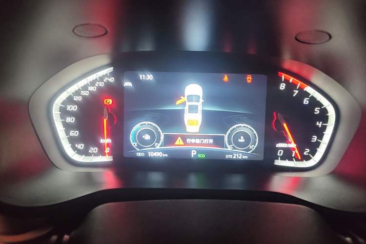 Used CHANGAN CS85 COUPE 2023 1.5T DCT Luxury Version Instrument Cluster