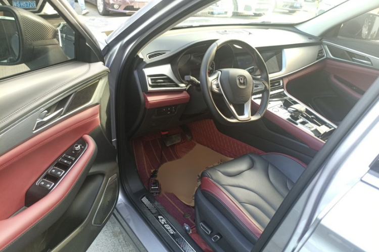 Used CHANGAN CS85 COUPE 2023 1.5T DCT Prestige Edition Interior 6