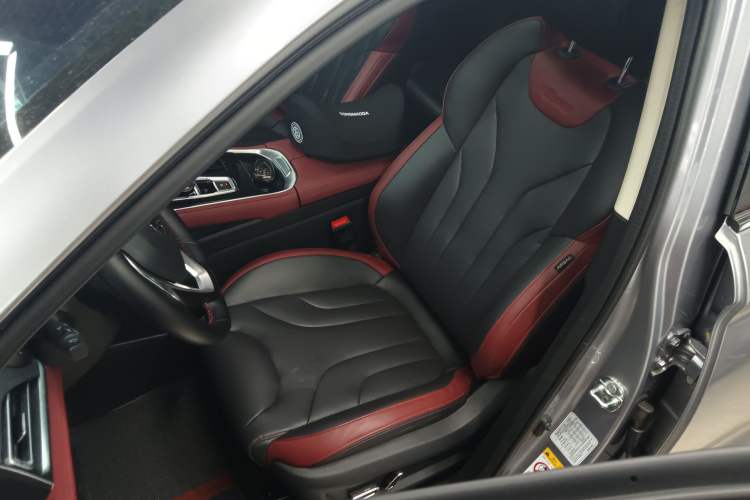 Used CHANGAN CS85 COUPE 2023 1.5T DCT Luxury Version Left Front Seat