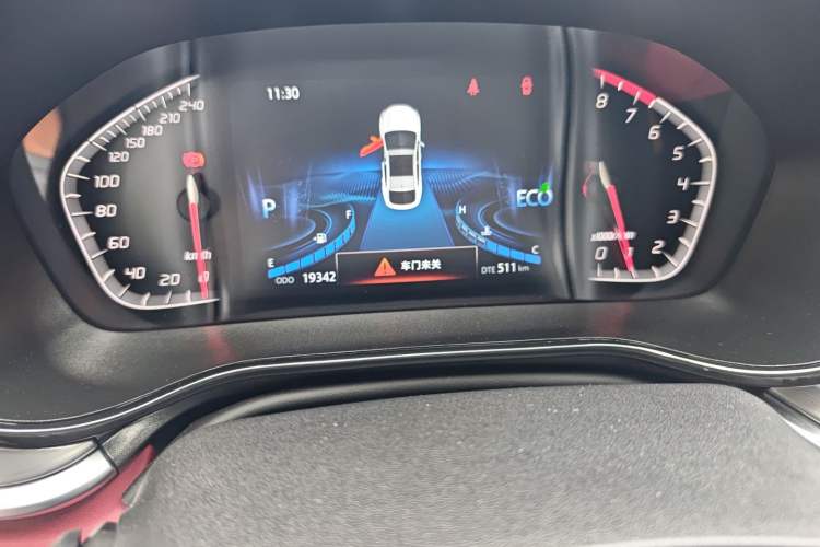 Used CHANGAN CS85 COUPE 2023 2.0T Automatic Luxury Version Odometer Close Up