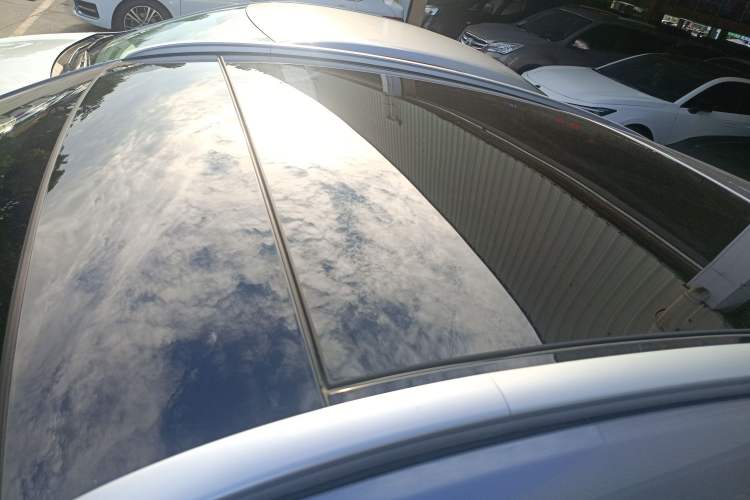 Used CHANGAN CS85 COUPE 2023 1.5T DCT Prestige Edition Roof