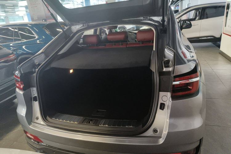 Used CHANGAN CS85 COUPE 2023 1.5T DCT Luxury Version Trunk