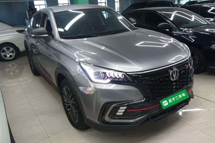 Used CHANGAN CS85 COUPE 2023 1.5T DCT Luxury Version Front Right 45 Deg