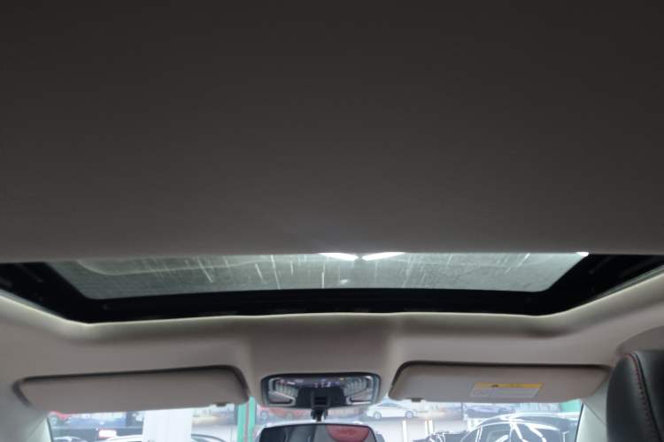 Used CHANGAN CS85 COUPE 2023 1.5T DCT Luxury Version Headliner